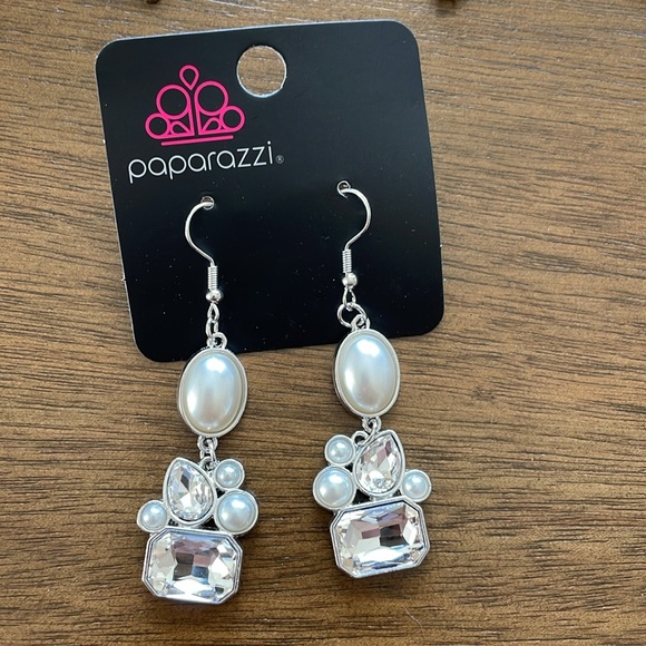 🆕 Dangling Earring Bundle Set - Picture 2 of 4